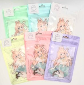 うさみみマフラーちゃんアクリルスタンドパッケージングの写真